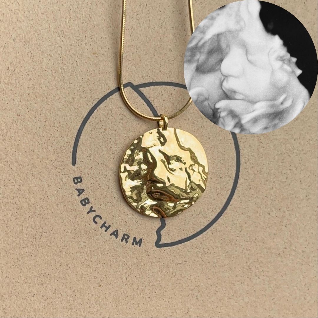 Custom ultrasound pendant necklace – personalised pregnancy keepsake jewelry handcrafted from your baby’s ultrasound scan image in sterling silver, gold-plated, or solid gold.