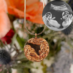 Custom ultrasound pendant necklace – personalised pregnancy keepsake jewelry handcrafted from your baby’s ultrasound scan image in sterling silver, gold-plated, or solid gold.